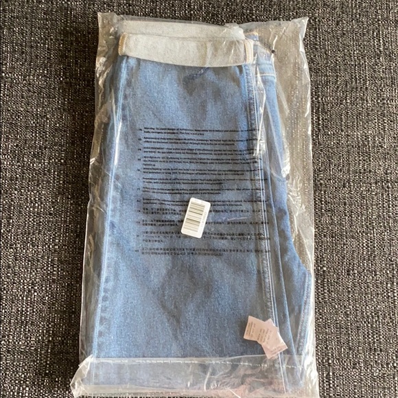 Fashion Nova Jeans - Dark Wash - Picture 9 of 10